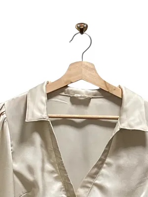 Altar’d State Satin Ruched Cropped Blouse Cream Size M Neutral Coquette Romantic thumbnail 5