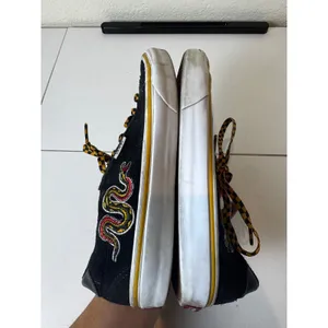 Vans Embroidered Snake Cheetah Panther Sneakers Womens 7.5 Black Suede Skate‎ thumbnail 6