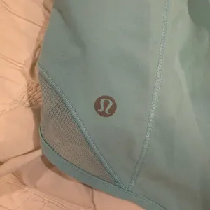 Lululemon Athletica Sky Blue hottie hot shorts!!! thumbnail 3