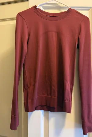 Lululemon Long Sleeve thumbnail 1
