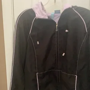 FINAL MARKDOWN Fuda hooded jacket medium thumbnail 1