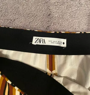 Zara Print Bell Bottoms thumbnail 3