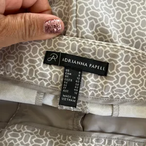 Adrianna Papell Women's Kate Ankle Slim Leg Pants Gray White‎ Geometric Sz 8 thumbnail 3