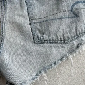 American Eagle Outfitters Shorts Size 6 Festival 2014 Distressed Cut Off Low Ris thumbnail 4