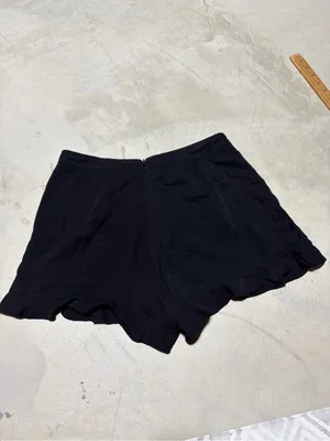 Altar’d state NWT Black Ruffled Skort large MSRP$60 thumbnail 7