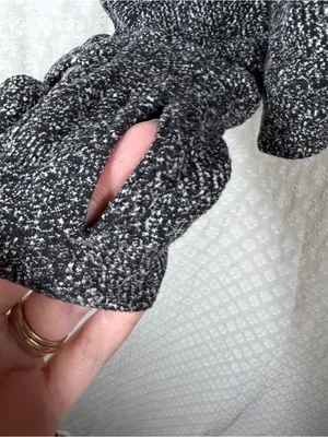 Lululemon Black White Runderful Long Sleeve Top thumbnail 3