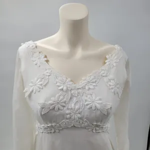 Vintage Wedding Dress White Floral Applique Boho Bridal Gown Union Made thumbnail 2