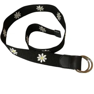 Daisys! Nanette Lepore Vegan Wristlet NWT, Daisy Belt thumbnail 3
