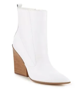Bleecker & Bond Kailey Boot Size 9 thumbnail 1