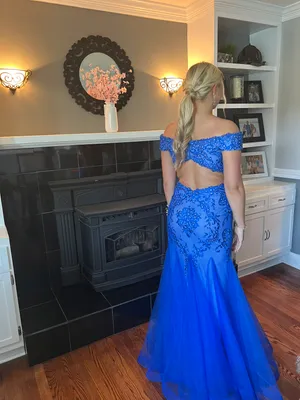 Blue prom Dress Size 4 thumbnail 3