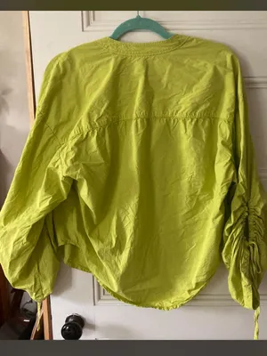 Anthropologie Pilcro Chartreuse Green Poplin Drawstring Sleeve Blouse thumbnail 6