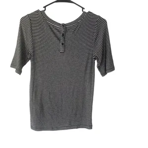 Banana Republic‎ Women XS Striped Soft Short Sleeve Button Back Shirt thumbnail 6