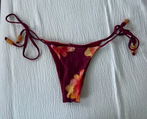 Princess Polly Bikini Bottoms thumbnail 1