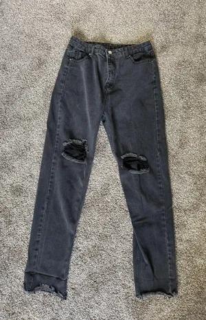 SheIn Black Ripped Jeans thumbnail 1