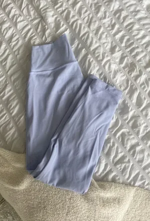 Lululemon Wunder Under 25” Leggings thumbnail 3