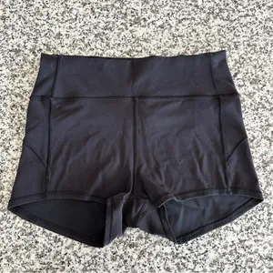LULULEMON In Movement Short Everlux 2.5" in Black Sz. 10 thumbnail 7