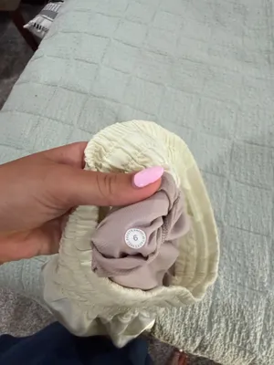 Hotty Lululemon Hot Shorts 4" thumbnail 5