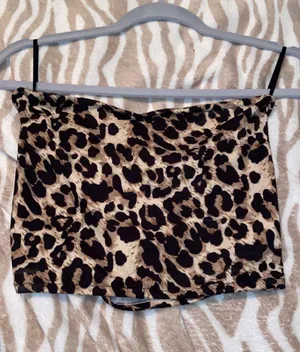 NWOT Leopard Bandeau Strapless Crop Top  thumbnail 1