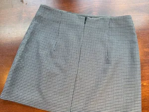 URBAN OUTFITTERS Houndstooth Check Plaid Stretch Mini Skirt Size Small thumbnail 6