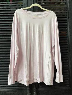 Lululemon Back in Action Long-Sleeve Shirt in strawberry milkshake Womens 16 thumbnail 1