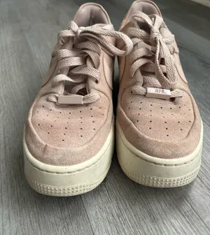 Nike Air Force 1 Women’s thumbnail 2