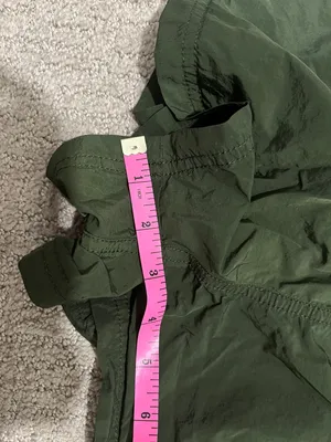 Athleta Expedition Shorts thumbnail 5