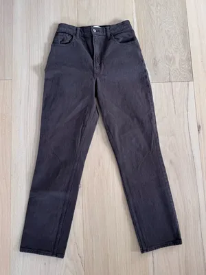 Abercrombie & Fitch Curve Love The ‘90s Straight Ultra High Rise Jeans Size 27 thumbnail 1