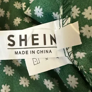 Shein Floral Ruffle Shorts thumbnail 4