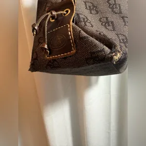 Vintage Dooney & Bourke Signature DB Purse Large Tassel Tote Y2K Brown GUC!‎ thumbnail 5