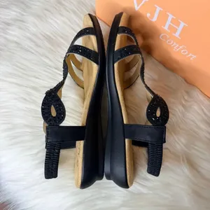 VJH Confort Rhinestone Sandals Size 7.5 Black thumbnail 10
