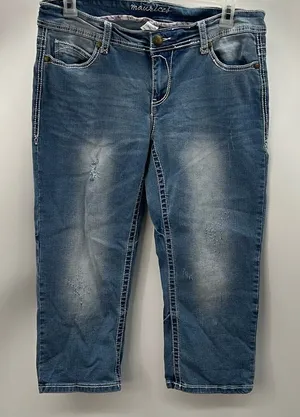 Maurices original distressed size 16 reg denim capri thumbnail 1