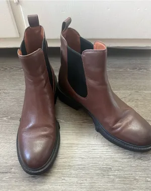 Coach Brown Leather Chelsea Booties with Black Elastic Panels thumbnail 1