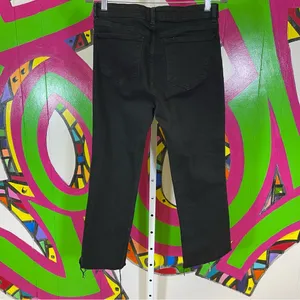 Zara, Black Raw Hem Cropped Jeans. Size 10. In excellent condition! thumbnail 3