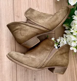 SO Olive Green Booties Brown Size 7.5 thumbnail 1