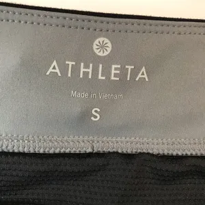 Athleta size small grey/ black‎ leggings They are in great condition thumbnail 3