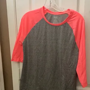 FINAL MARKDOWN Danskin now loose fit tee large thumbnail 1