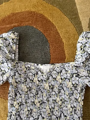 H&M Floral Print Short Sleeve Mini Dress Puff Sleeve Smocked Women’s Size Small thumbnail 2