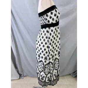 Maeve Anthropologie Black White Damask Medallion Strapless‎ Smocked Midi Dress M thumbnail 5