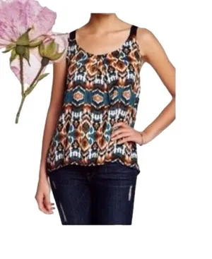 Willow & Clay Geometric Boho Pattern Top Size‎ Medium thumbnail 1