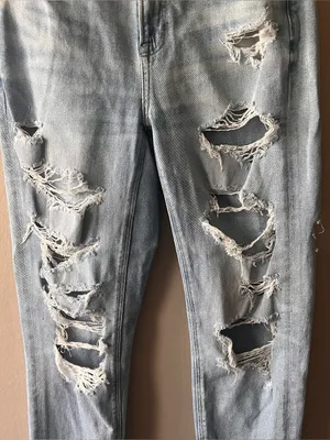 American Eagle Distressed Mom Jeans Size 6 thumbnail 2