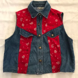 90s Sun River Red blue western cowgirl denim vest jacket with paisley bandana print and pockets #cottagecore #biker #Y2K #streetwear thumbnail 1