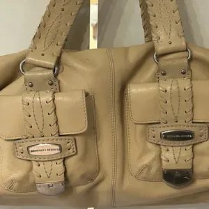 Michael Kors Tan Leather Women's Bag thumbnail 3
