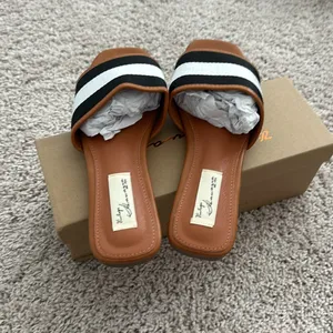 NIB Vintage Havana Lety Slides Sz 8.5 thumbnail 3