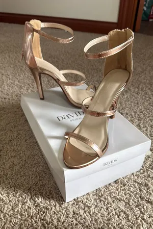 David's Bridal Heels Rose Gold thumbnail 1