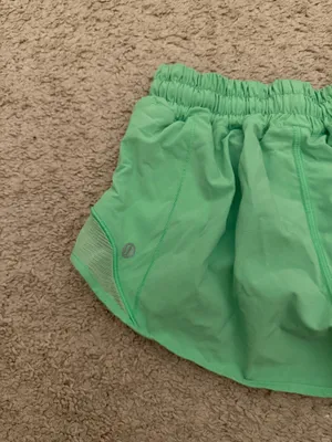 Lululemon Shorts Hotty Hot 2.5" thumbnail 4
