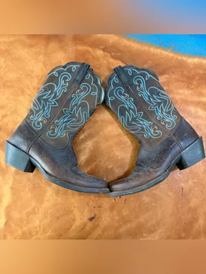 Ariat Legend Brown Leather Western Heeled Boots Turquoise Stitching size 6 thumbnail 3