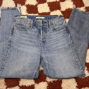 Levi’s Wedgie Fit Jeans thumbnail 3