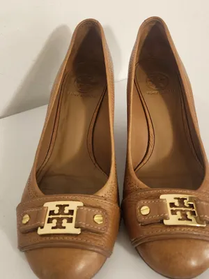 Tory Burch Brown Wedge Shoes with Gold-Tone Accents Size 9.5 Flaw thumbnail 4