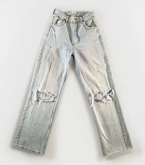 Zara High Rise Straight Leg Jeans Womens 6 Light Wash Distressed Raw‎ Hem thumbnail 1
