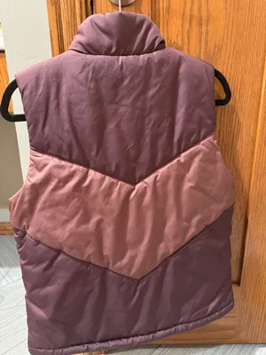 North Face Puffer Vest Women’s thumbnail 2